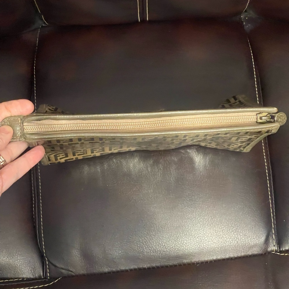 Fendi Coated Canvas Clutch - Picture 6 of 9